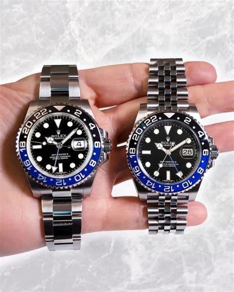 Rolex Batman Vs. Batgirl: Which GMT.